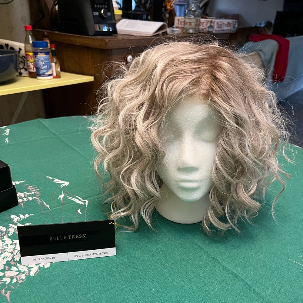 Belle Tress Alexandria synthetic lace front wig NEW Roca Margarita Blonde